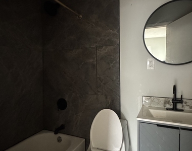 485 Howard Avenue - Photo Thumbnail 2
