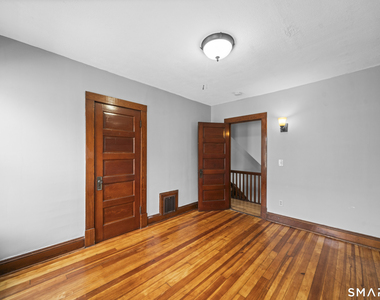 44 Bigelow Avenue - Photo Thumbnail 23