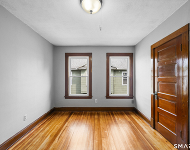 44 Bigelow Avenue - Photo Thumbnail 25