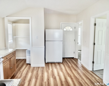 518 Midland Avenue - Photo Thumbnail 13