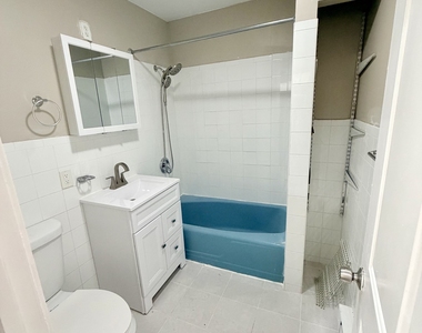 21 Sylvan Avenue - Photo Thumbnail 4