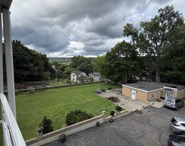 125 Atwater Avenue - Photo Thumbnail 4