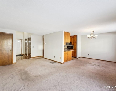 17 Oak Forest Drive - Photo Thumbnail 13