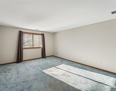 17 Oak Forest Drive - Photo Thumbnail 19