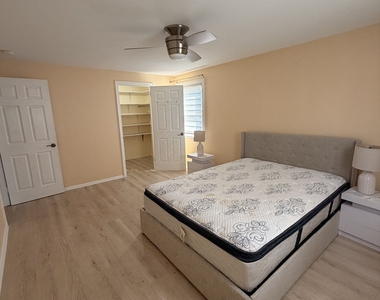 265 Burritt Street - Photo Thumbnail 11