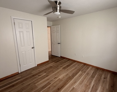 265 Burritt Street - Photo Thumbnail 9