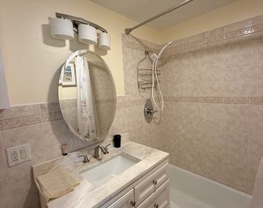 265 Burritt Street - Photo Thumbnail 13