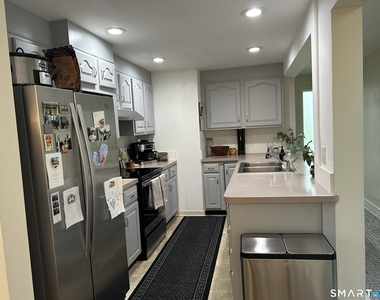 33 River Street - Photo Thumbnail 10