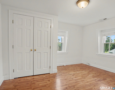 38 Morgan Avenue - Photo Thumbnail 24