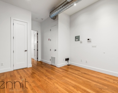 638 Wilson Avenue - Photo Thumbnail 2