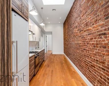 638 Wilson Avenue - Photo Thumbnail 1