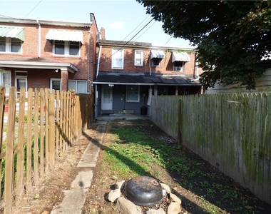 1134 Race St - Photo Thumbnail 16