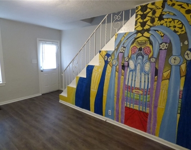 1134 Race St - Photo Thumbnail 1