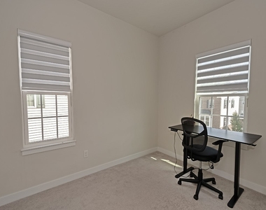 213 Amon St - Photo Thumbnail 14
