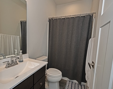213 Amon St - Photo Thumbnail 11