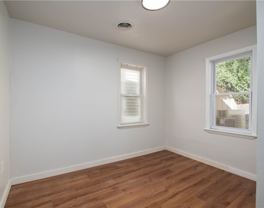 839 Mclaughlin Run Rd - Photo Thumbnail 12