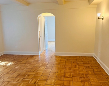 95 Christopher Street - Photo Thumbnail 1