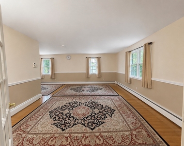 240 Ridgefield Road - Photo Thumbnail 3