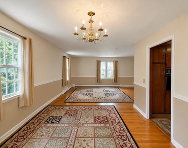 240 Ridgefield Road - Photo Thumbnail 4