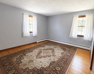 240 Ridgefield Road - Photo Thumbnail 12