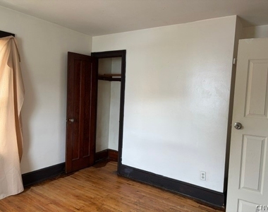 601 Court Street - Photo Thumbnail 6