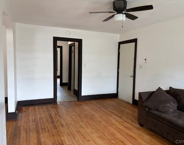 601 Court Street - Photo Thumbnail 8