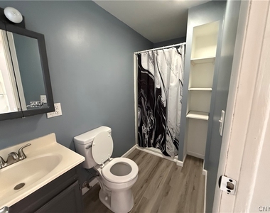 4822 W Seneca - Photo Thumbnail 9