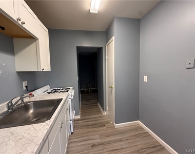 4822 W Seneca - Photo Thumbnail 8