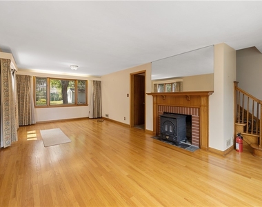 444 Buckingham Avenue - Photo Thumbnail 6