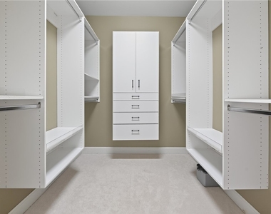 526 Plum Street - Photo Thumbnail 30