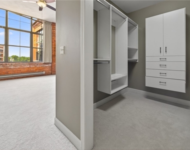 526 Plum Street - Photo Thumbnail 31