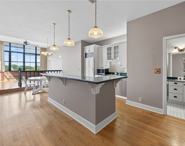 526 Plum Street - Photo Thumbnail 16