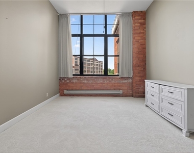 526 Plum Street - Photo Thumbnail 25