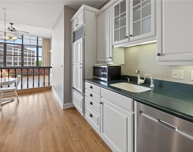 526 Plum Street - Photo Thumbnail 13