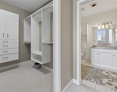 526 Plum Street - Photo Thumbnail 27