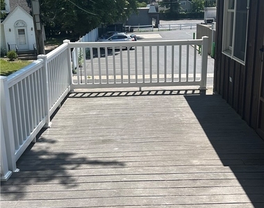 825 Payne Avenue - Photo Thumbnail 11