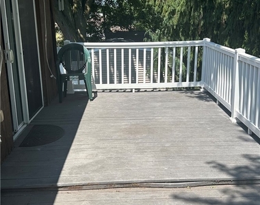 825 Payne Avenue - Photo Thumbnail 10