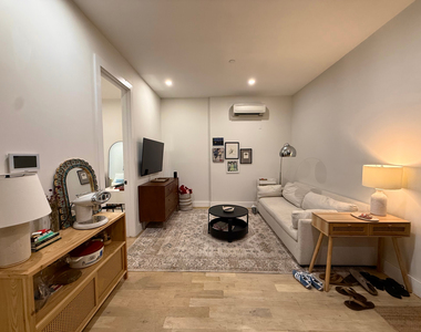 143 Meserole Street - Photo Thumbnail 1