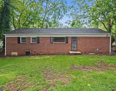 1315 Pineglen Drive - Photo Thumbnail 15