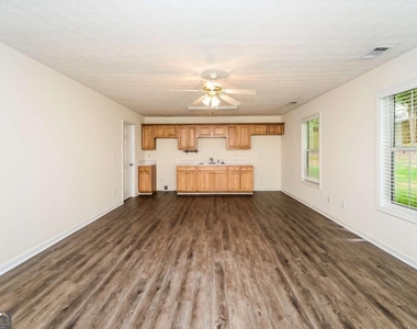 805 Lewis Ridge Circle - Photo Thumbnail 10