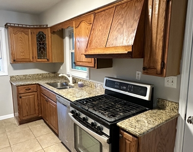1865 Vicki Lane Se - Photo Thumbnail 13