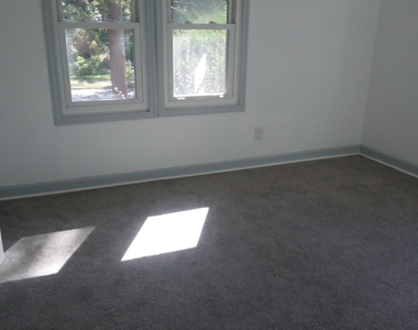 1511 Mims Street Sw - Photo Thumbnail 10