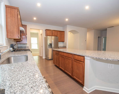 147 Soundview Trace - Photo Thumbnail 15