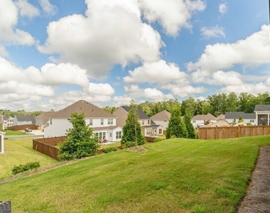 147 Soundview Trace - Photo Thumbnail 37