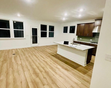 3462 Burkston Place - Photo Thumbnail 24