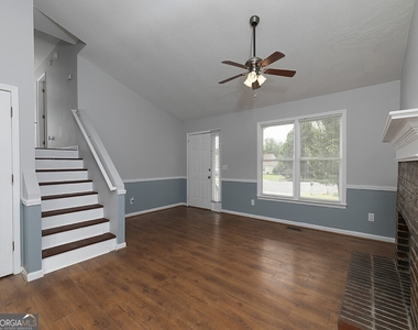 16 Huntcliff Drive - Photo Thumbnail 3
