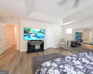 4691 Highpoint Lane - Photo Thumbnail 13
