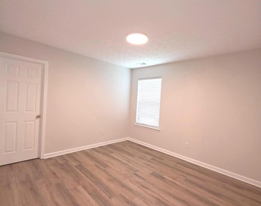 4691 Highpoint Lane - Photo Thumbnail 21