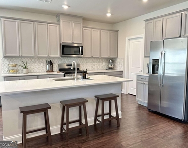 3075 Summerpoint Crossing - Photo Thumbnail 5