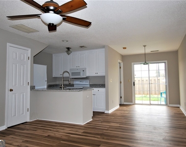 2874 Florence Drive - Photo Thumbnail 2